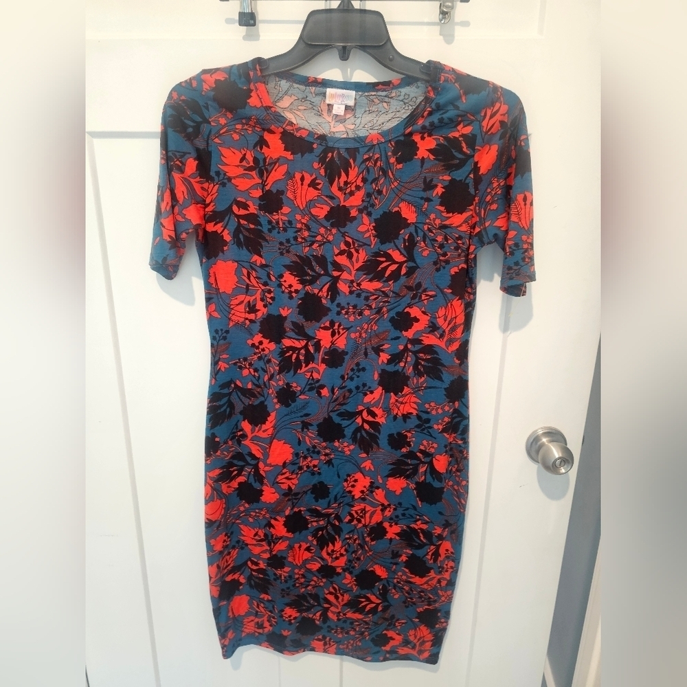 LuLaRoe Julia Dress Medium Red Black Floral on Teal Bodycon T-Shirt Style